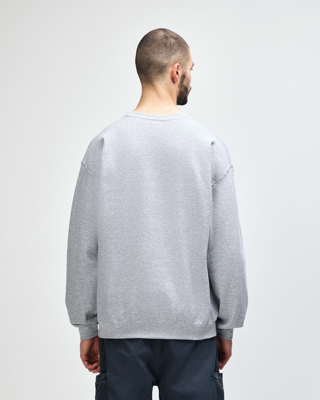 Gildan  Adult 270GSM  Crewneck Sweatshirt-(18000)
