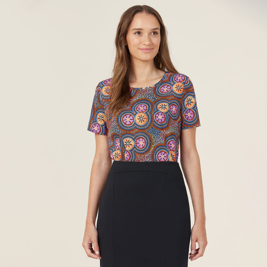 NNT Uniforms Bush Tucker Indigenous Art Print Blouse (CATUSV)